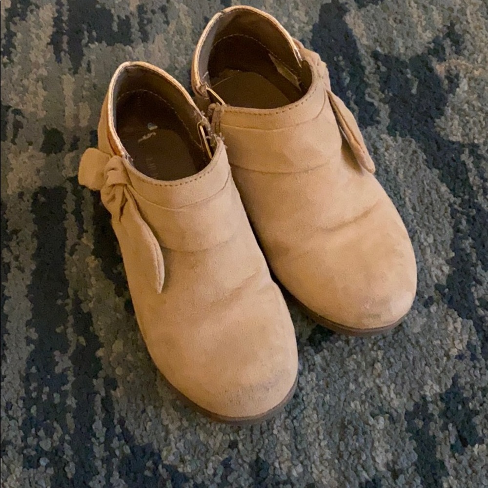 Non west gold and tan ankle boots